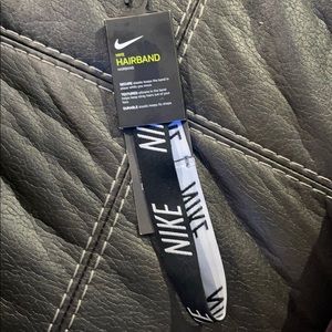 Nike headband New